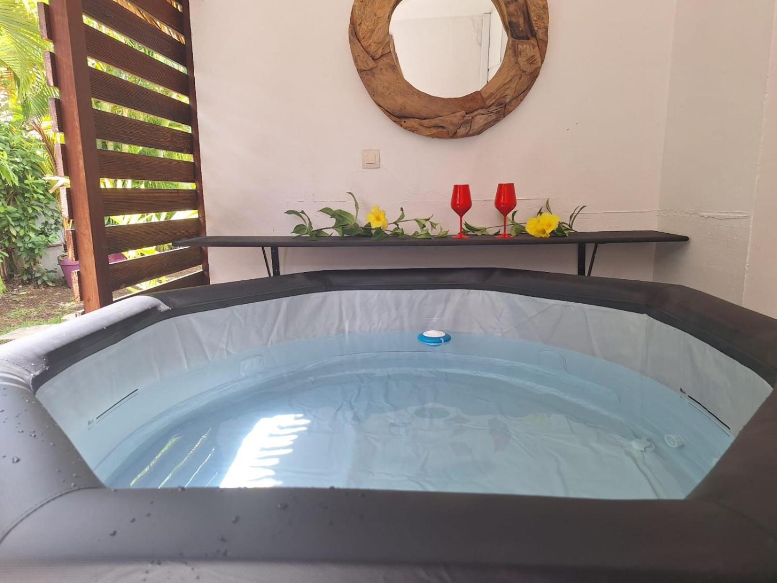 Orcea & Spa Sejours Ecofriendly Sainte-Anne Ngoại thất bức ảnh