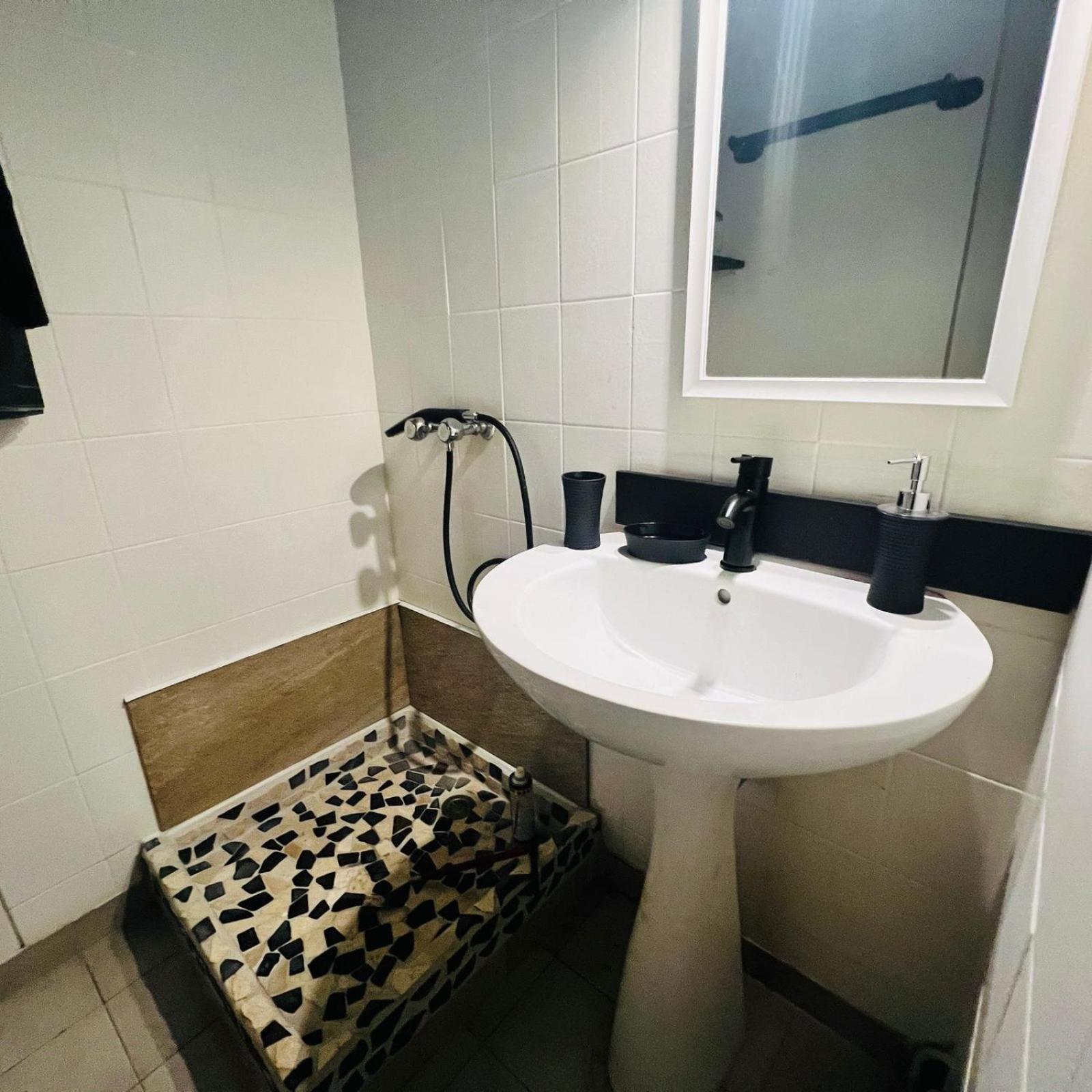 Orcea & Spa Sejours Ecofriendly Sainte-Anne Ngoại thất bức ảnh