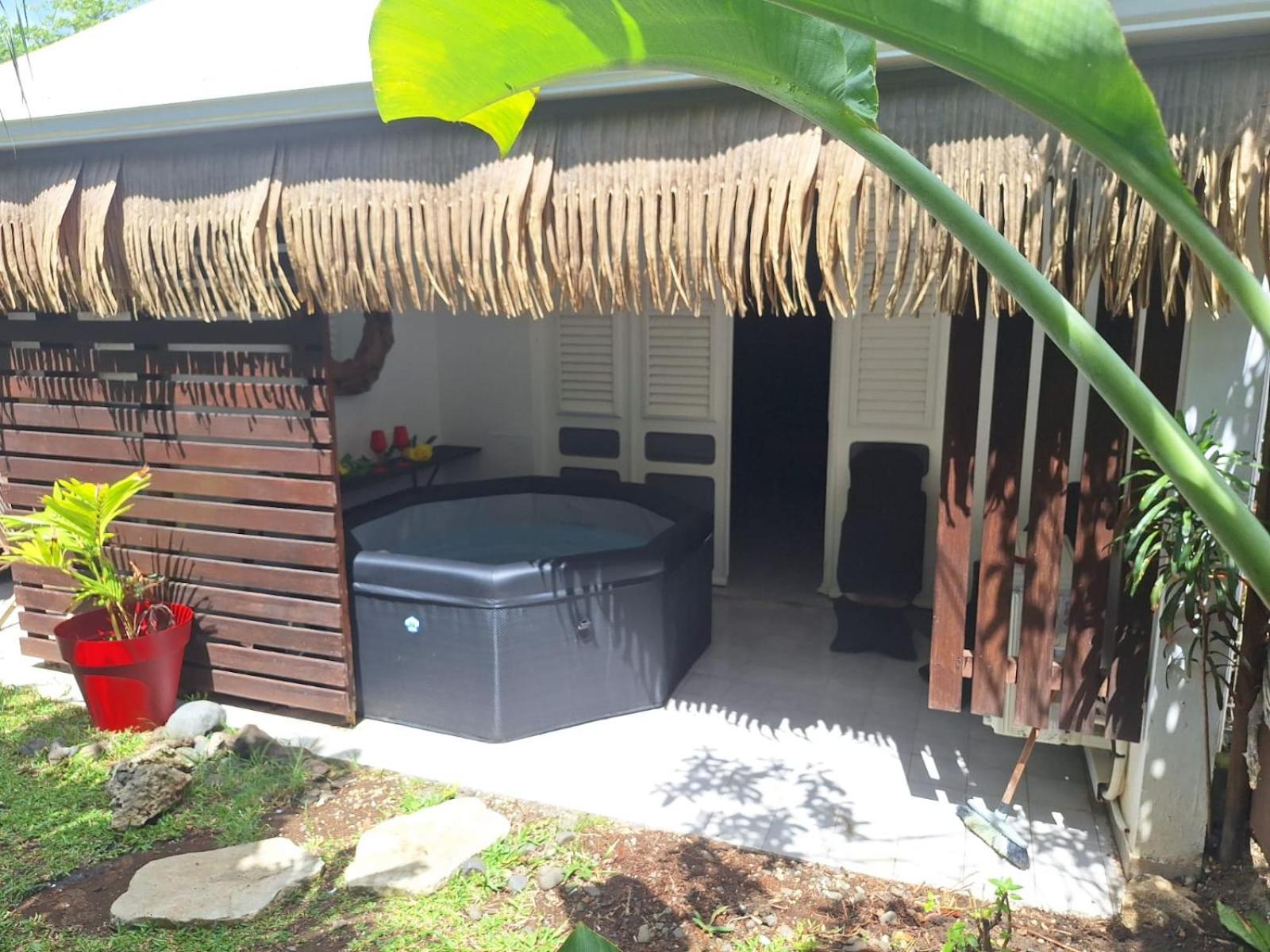 Orcea & Spa Sejours Ecofriendly Sainte-Anne Ngoại thất bức ảnh
